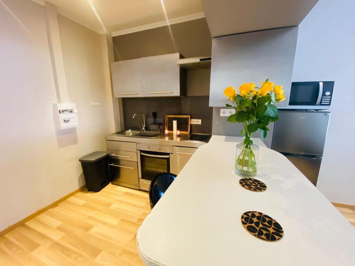Magnifique Appartement 60M2 ,3 Pieces , Equipee,Tres Lumineux, 2 Minutes A Pied De La Plage Nice Eksteriør bilde